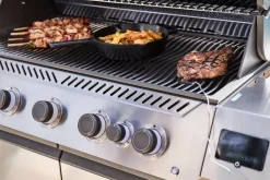 Gasgrill mit Infrarot-Seiten- und Heckbrenner Prestige 665 P665VXRSIBPSS-DE