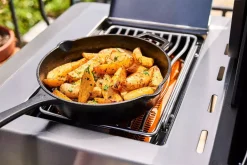 Gasgrill mit Infrarot-Seiten- und Heckbrenner Prestige 665 P665VXRSIBPSS-DE