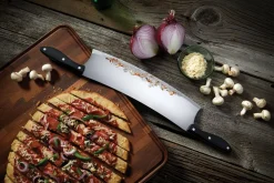 Pizza-Wiegemesser und Hacker