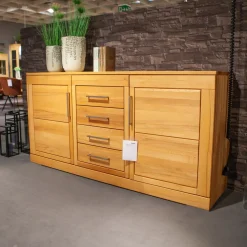 Sideboard Casera