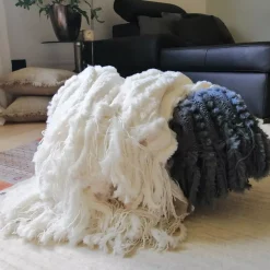 Strickdecke mit Fransen Nala