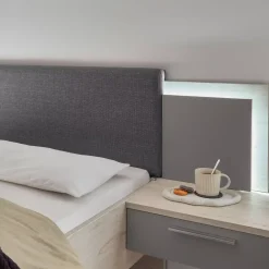 VITO Bettanlage mit Nachttischen Title